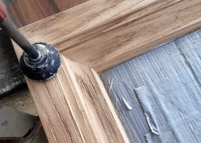 Distressing & Ageing a Oak Mirror using Modern materials